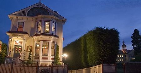 Humboldt House Bed & Breakfast วิกตอเรีย ภายนอก รูปภาพ