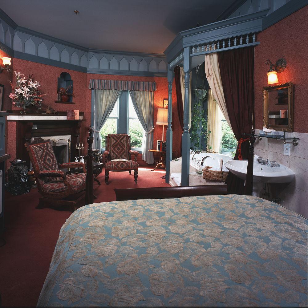 Humboldt House Bed & Breakfast วิกตอเรีย ห้อง รูปภาพ