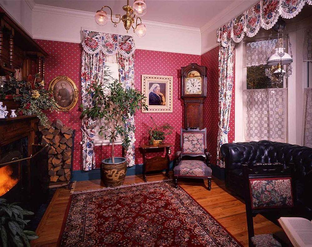Humboldt House Bed & Breakfast วิกตอเรีย ภายนอก รูปภาพ