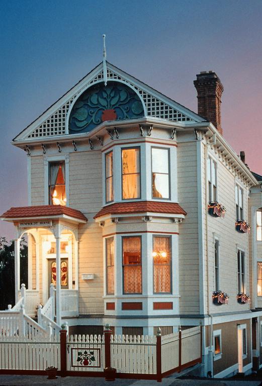 Humboldt House Bed & Breakfast วิกตอเรีย ภายนอก รูปภาพ