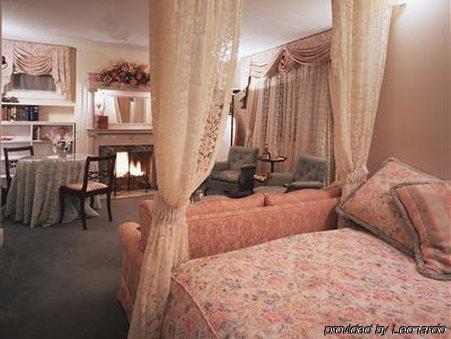 Humboldt House Bed & Breakfast วิกตอเรีย ห้อง รูปภาพ