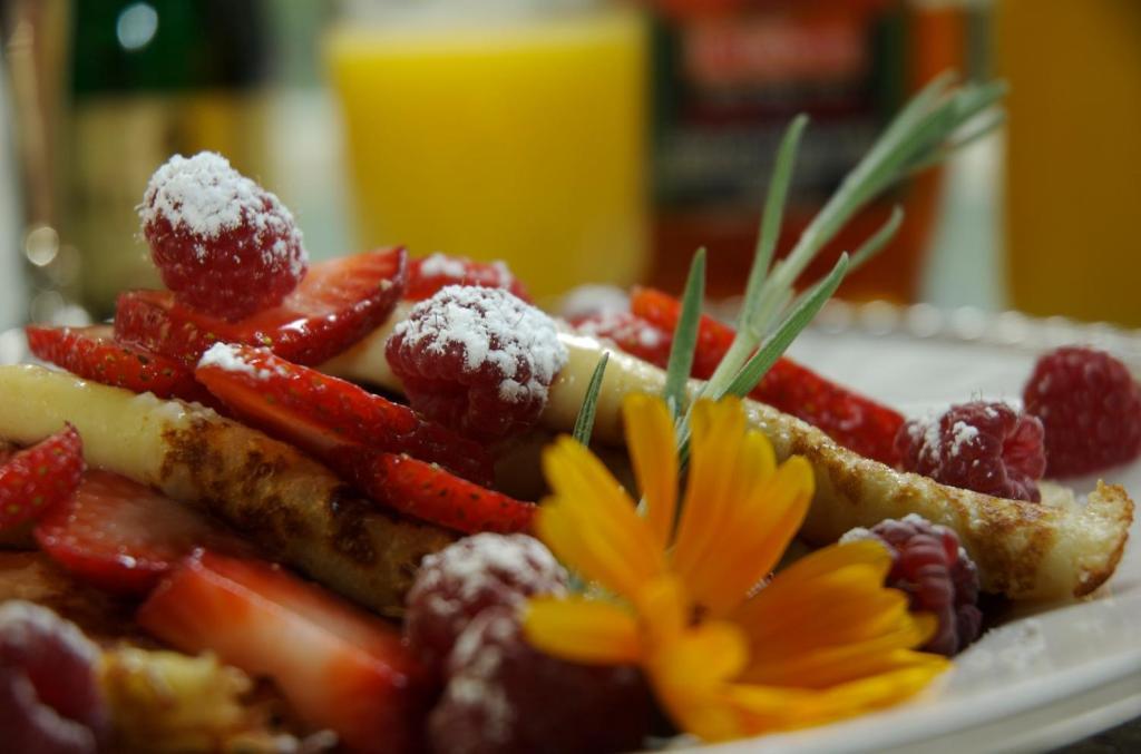 Humboldt House Bed & Breakfast วิกตอเรีย ภายนอก รูปภาพ